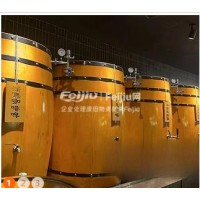 转让精酿啤酒设备500L啤酒设备 500L糖化2台 500L橡木桶发酵罐24台 对辊粉碎机2台 清洗设备2台全套设备